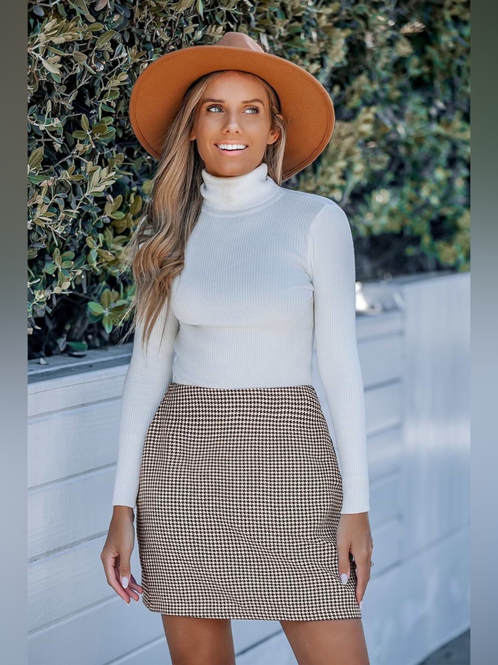 🤎🟤 Tailored Houndstooth Mini Skirt in Brown & Cream🟤🤎